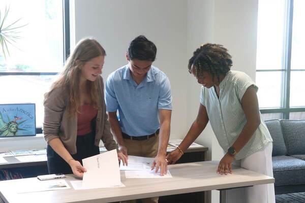 Undergraduate RA's organizing